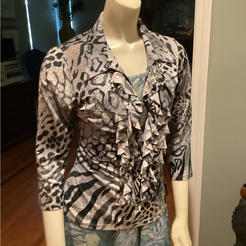 Laura Max Animal Print Ruffle Blouse - Picture 10 of 14